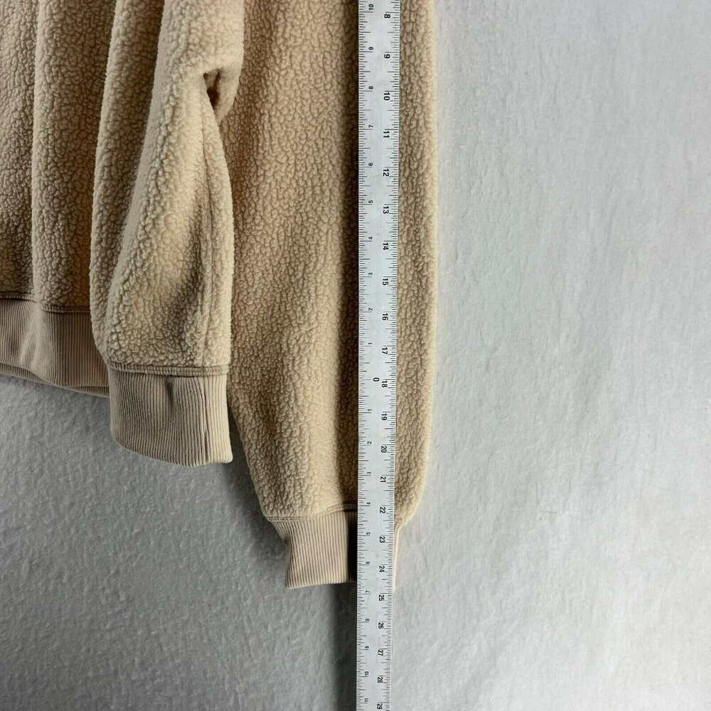 Universal Thread Sweater Women's Sz M Beige Sherpa Fleece Pullover Long Sleeves - Picture 5 of 12